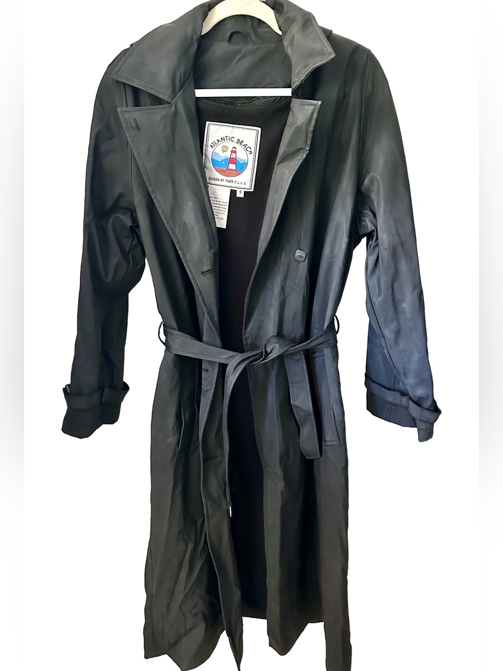Vintage Women's Black Belted Trench Coat